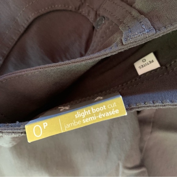 NEW Women's Bootcut Stretch pants size 0P Grey - Picture 13 of 16